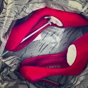 Sz 37.5 Alexander McQueen’s